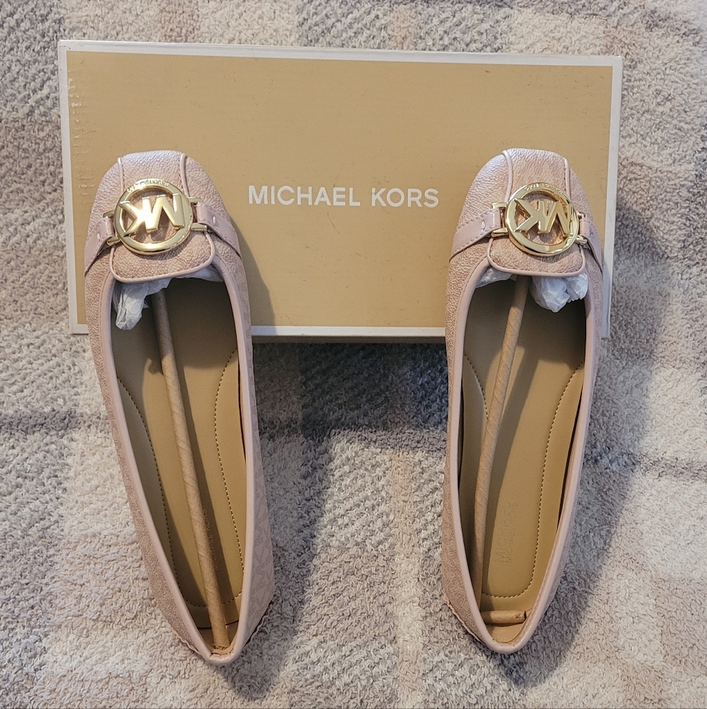 Michael Kors Flats